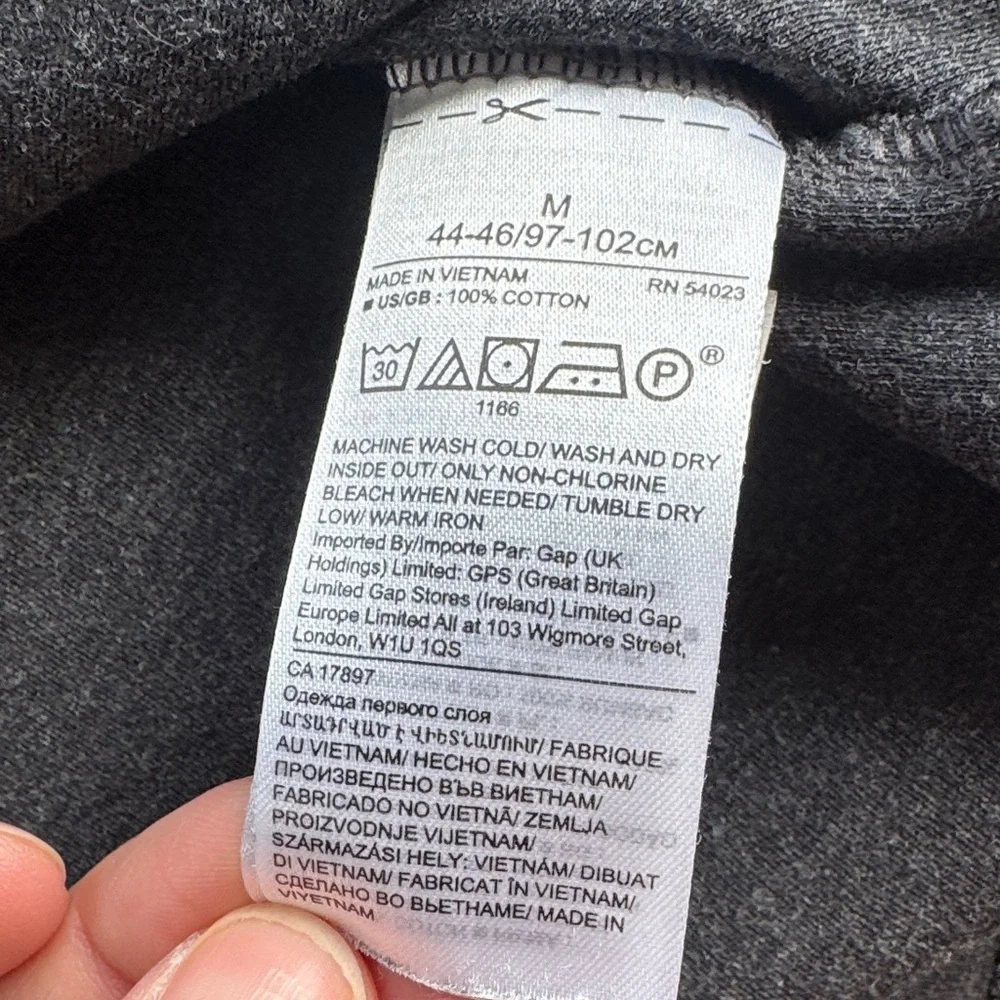 Banana Republic Gray Long Sleeve Tee